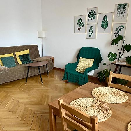Wilson Apartment Варшава Экстерьер фото