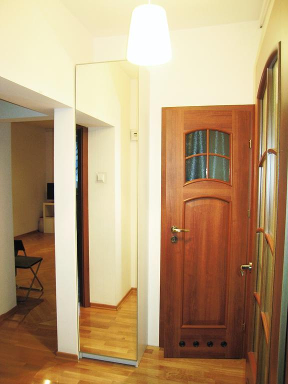 Wilson Apartment Варшава Экстерьер фото
