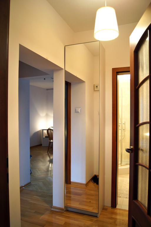 Wilson Apartment Варшава Экстерьер фото