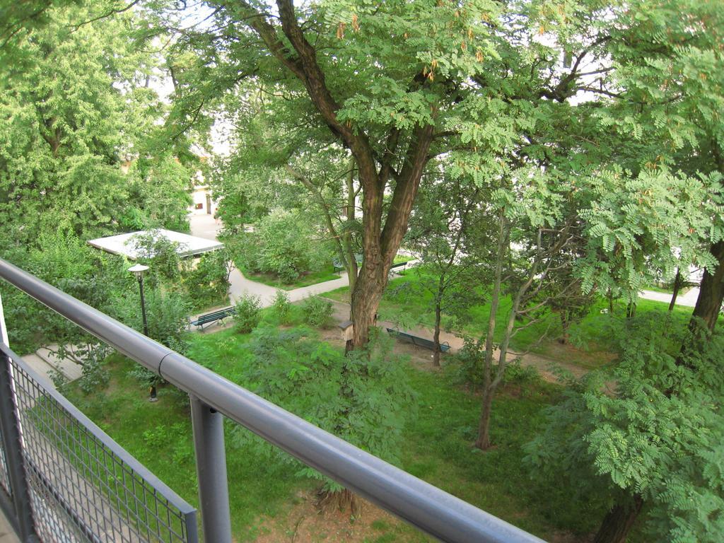 Wilson Apartment Варшава Экстерьер фото